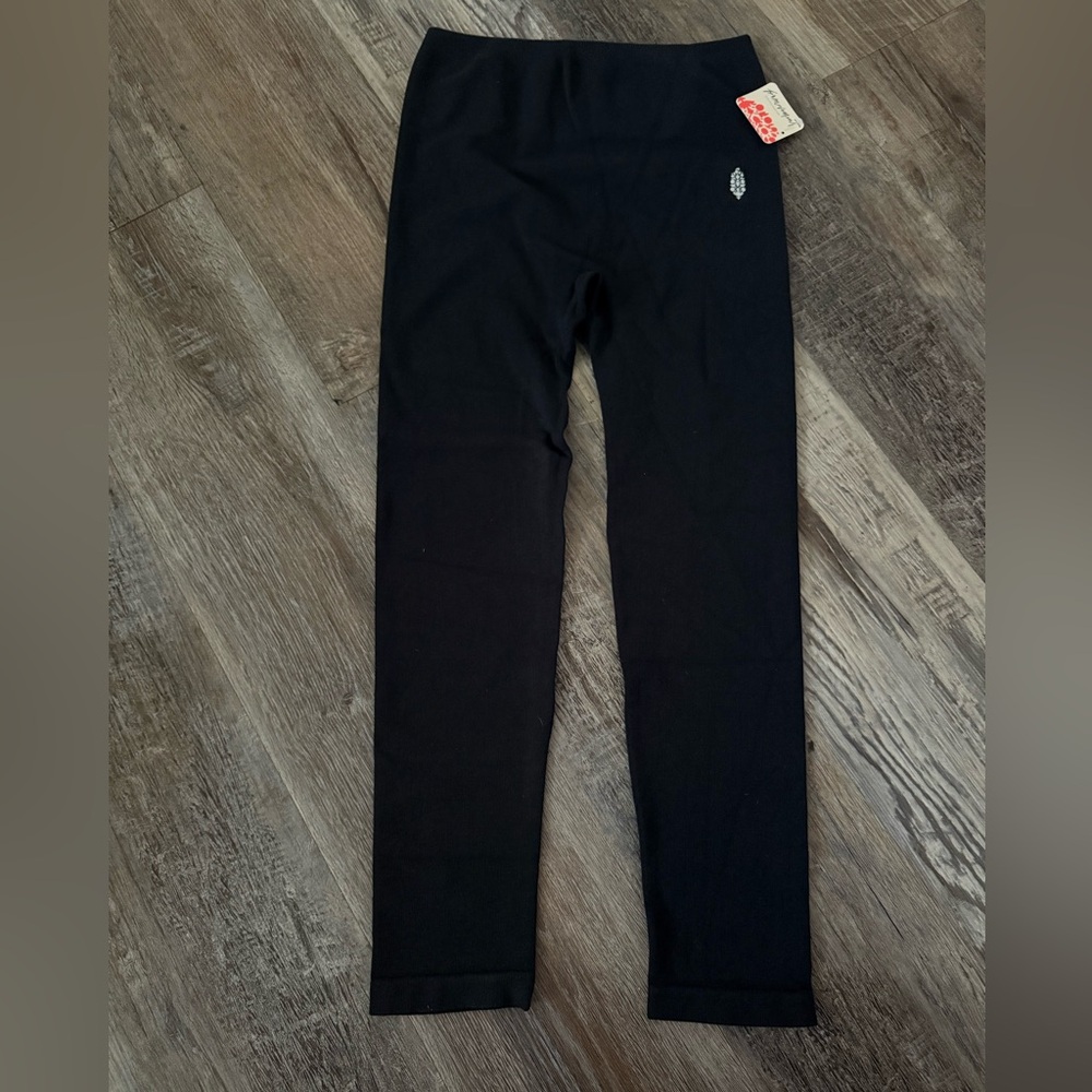 FP movement leggings - size M/L - NWT